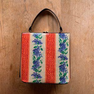 Vintage Vinyl Frame Purse